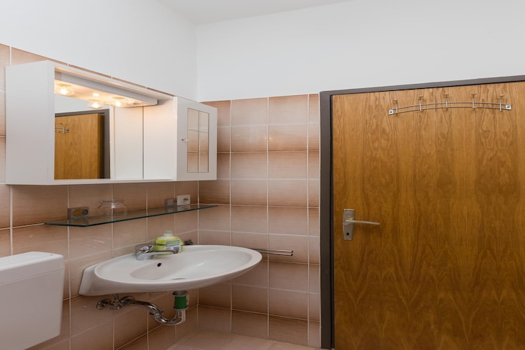 Rooms Villa Bašica - Superior Double Room with Balcony and Sea View (Soba 2)