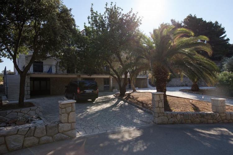 Rooms Villa Bašica - Standard Double Room with Forest View (Soba 5)-Buitenlucht