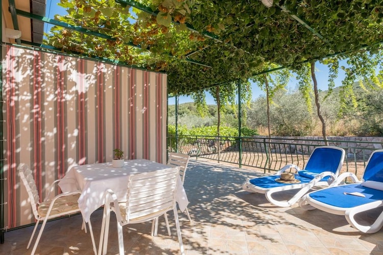 Apartments Saulan - One Bedroom Apartment with Balcony and Sea View (Molunat)-Terras