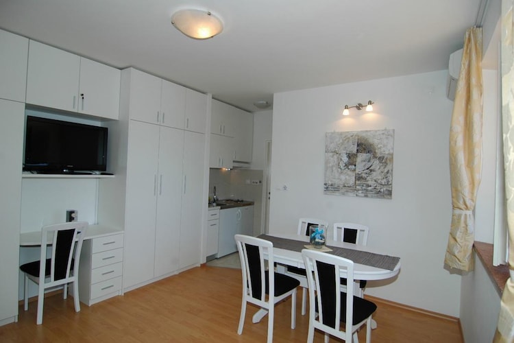 Apartmá Apartment Charming Arena - One Bedroom Apartment w