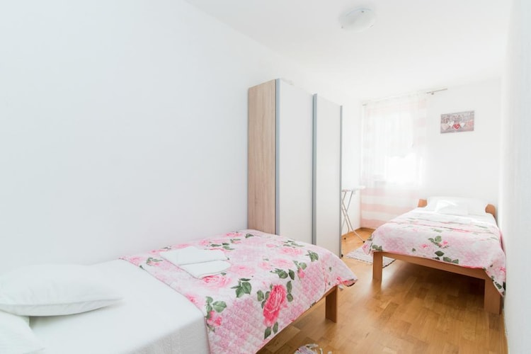 Ferienwohnung Apartment Budimir - Two Bedroom Apartment with Bal