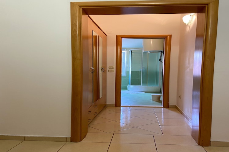 Apartments Tiho  & Jelena - Studio Apartment with Balcony and Sea View (Fureal)-Binnen