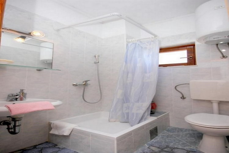 Villa Ro - Ela - One Bedroom Apartment with Balcony and Sea View - A1-Badezimmer