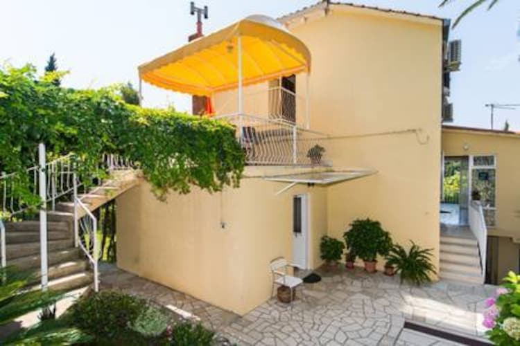 Apartmá Guest House Kanjuo - Double Room with Terrace and