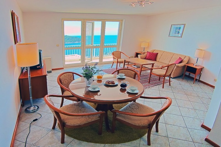 Apartments Sipa - Comfort Two Bedroom Apartment with Balcony and Sea View (Apartman B)