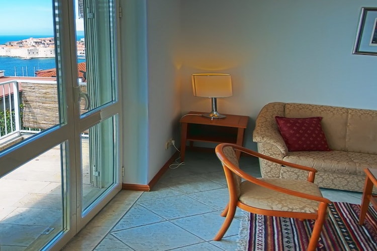 Apartments Sipa is ideally situated as it is just outside The City Walls and stone's throw away from everything Dubrovnik has to offer, whether one is interested in historic Old City and its many sights or basking in the Mediterranean sun and swimming in the crystal clear Adriatic sea.
Continuing straight down the street of the property, the north entrance of the Old Town is reachable within 10 minutes (600meters) without steps.
Parking is private, on site and chargeable (20 euros per day), reservation is required.
This lovely two bedroom apartment with balcony and partial sea view is perfectly fit for up to five people. It features WiFi, air conditioning and satellite TV. Kitchen is equipped with oven, refrigerator, microwave, water kettle, toaster, coffee machine and dining table. Apartment also provides an iron and ironing board. One of the bathrooms includes bathtub, washing machine and a hair dryer while the other one includes shower cabin. A balcony with a view and a side terrace, both with outdoor furniture are at your disposal.
Guests can explore sights such as the City Walls, Stradun, Rector's Palace and many more that this UNESCO heritage site offers or relax at one of the many cafes and restaurants. Divine pebble and sandy beaches Banje and St. Jacob are nearby. Cable car which offers stunning views of Dubrovnik and is a great photo opportunity is only few minutes away from the apartment. Nature reserve Lokrum Island is another must see with beautiful botanical gardens, untouched beaches and historic monuments.
Grocery stores, restaurants, bars and cafes can be found in the area, as well as bakeries and ATM's.
Dubrovnik main bus station and ferry port are 4 km away, while Dubrovnik Airport is 21 km away.