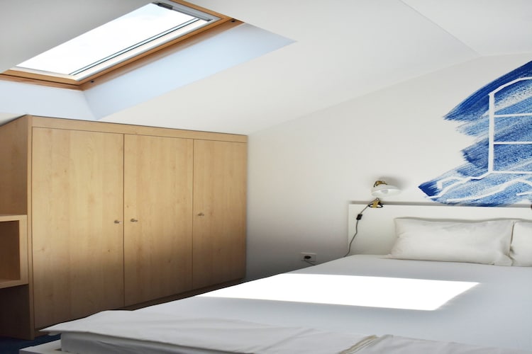 Apartment Viva - Three Bedroom Apartment with Balcony and Sea View-Slaapkamer
