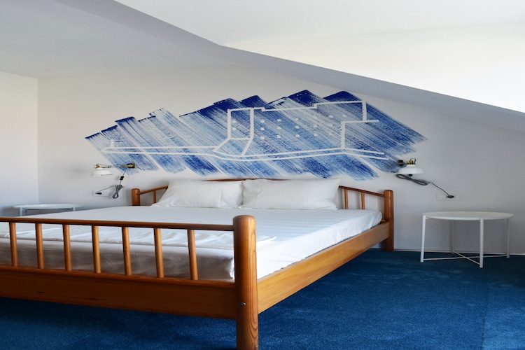 Apartment Viva - Three Bedroom Apartment with Balcony and Sea View-Slaapkamer