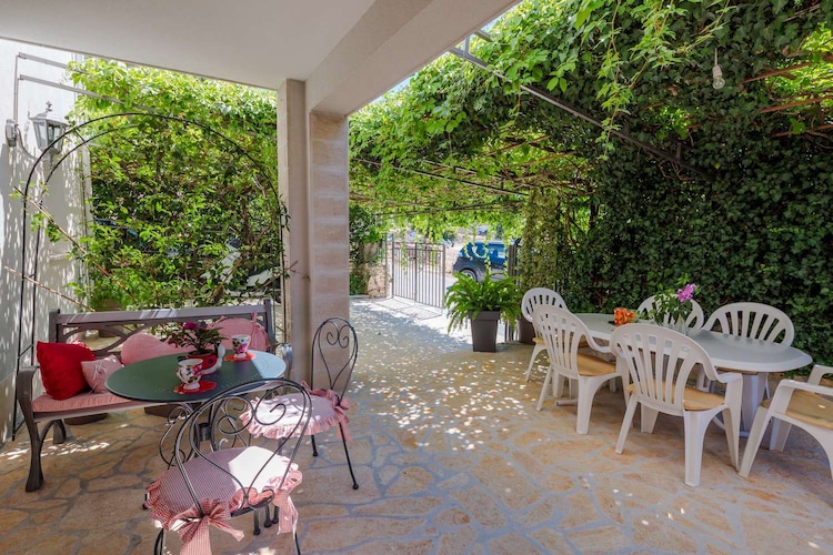 Apartment Oaza - Three Bedroom Apartment With Terr