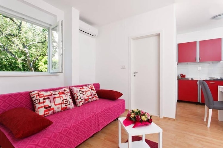 Apartment Happy Holidays - One Bedroom Apartment