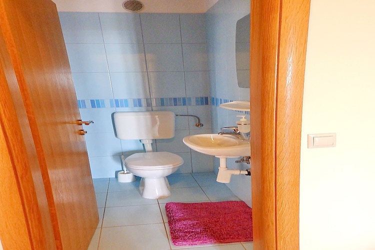 Apartments Sunny Side Orebić-Two Bedroom Apartment with Terrace-Badkamer