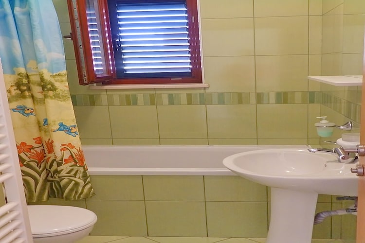 Apartments Sunny Side Orebić-One Bedroom Apartment with Terrace-Badkamer