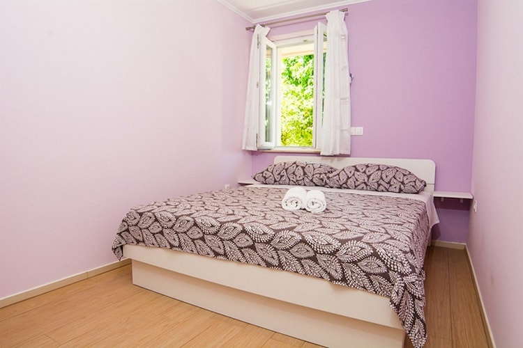 Apartmá Apartments Stella - One Bedroom Apartment with Ter