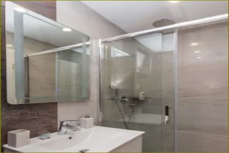 Apartments Dub - Studio Apartment with Shared Terrace (no.2)-Badkamer