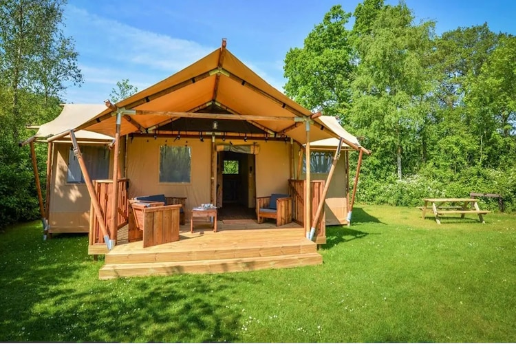 Glamping tent met badkamer, in het Horsterwold