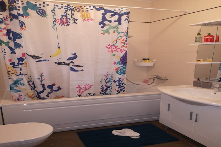 Apartment Blue Infinity 3 LeMi - Two Bedroom Apartment with Balcony and Sea view-Badkamer