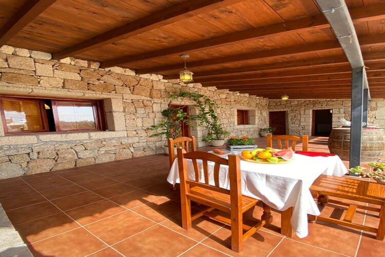 Home Holidays// Finca Cueva El Olivo