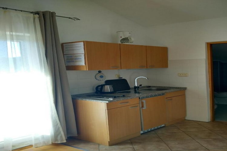 Apartments Vala - One Bedroom Apartment With Balco