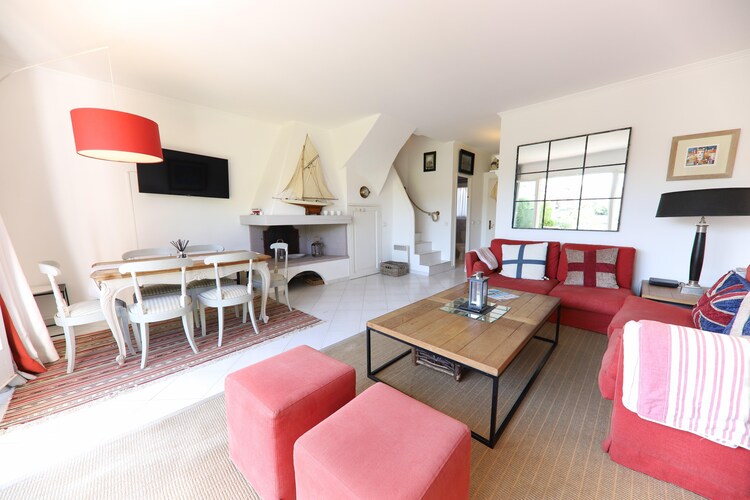Aangenaam vakantiehuis in Port Grimaud met patio