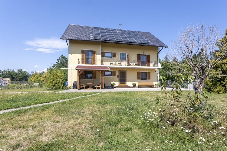 Apartment in St. Kanzian aan de Klopeiner See met balkon