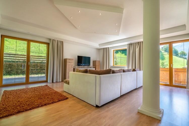 Apartment 21