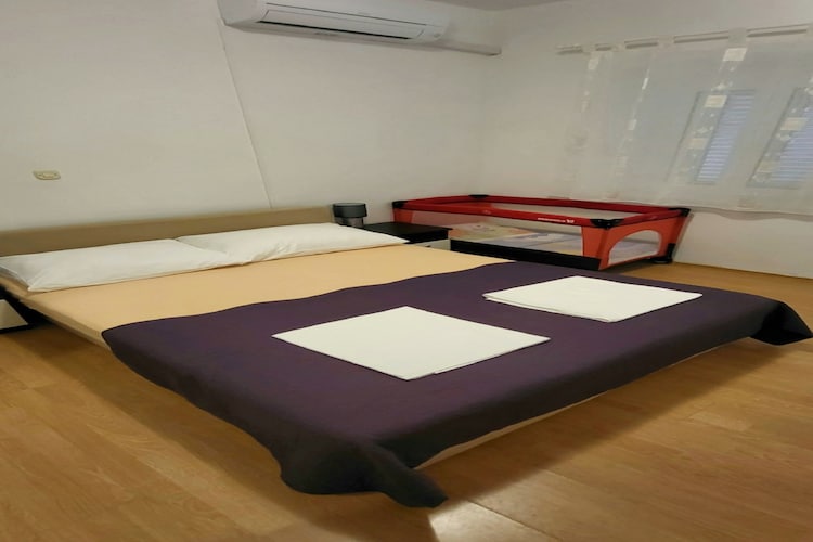Apartmá Apartment Dora - Studio Apartment with Terrace