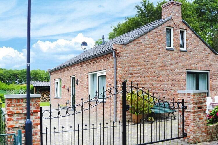 Mooie recreatiewoning aan de kust van Baarland Baarland