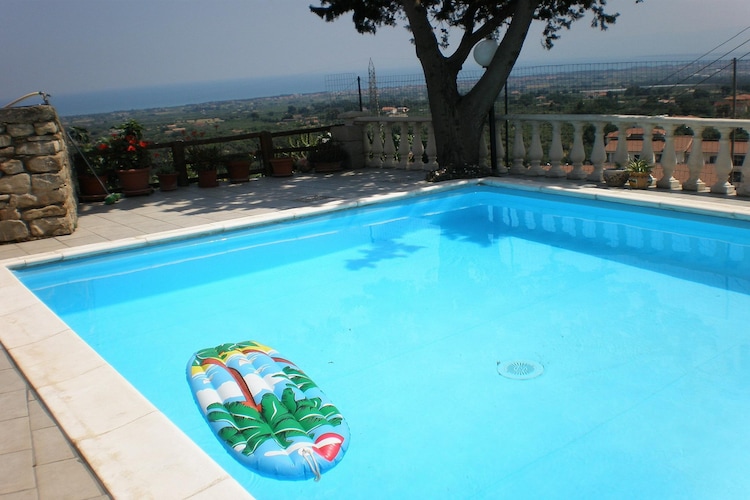Gezellige villa in Villapiana in een prachtige omgeving.