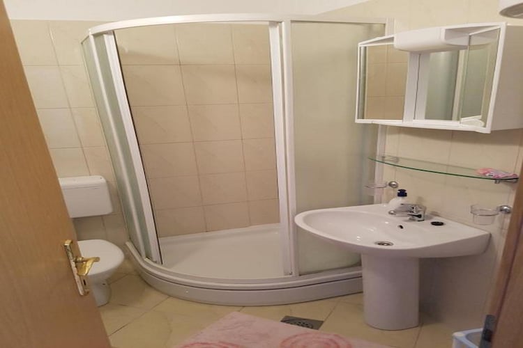 Apartments Jereb - One Bedroom Apartment with Balcony and Sea View (Sanda)