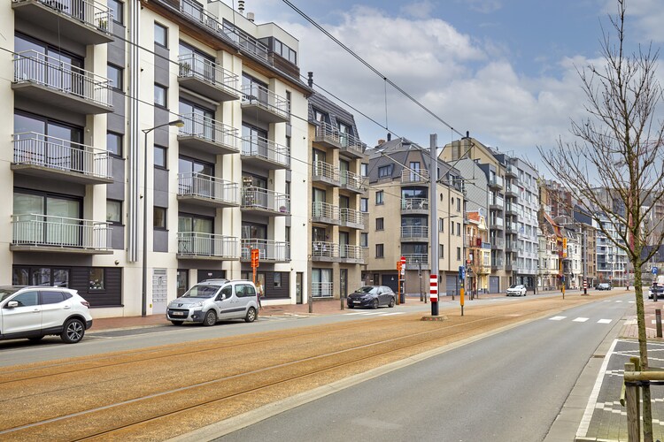 Ambassadeur0410 / 977349