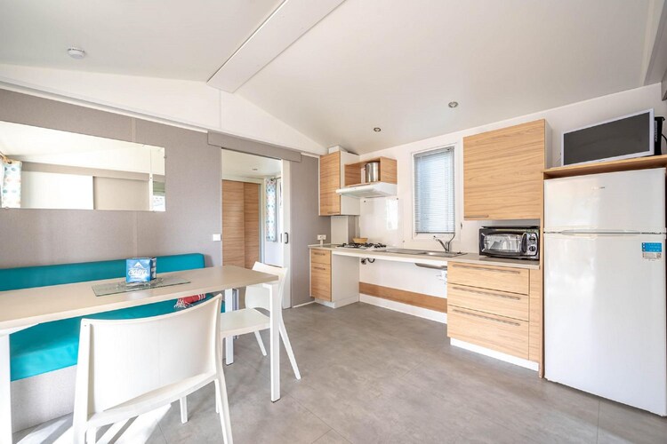 Mobil-home for all so adapted to the handicapped 4 pax