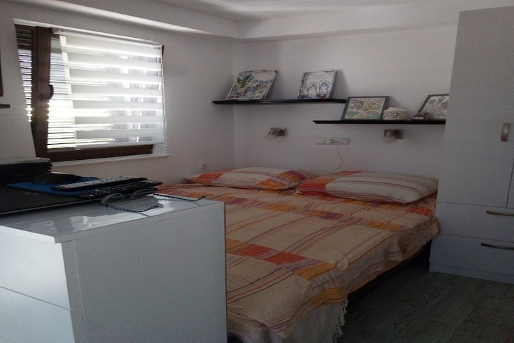 Apartments Sea Eyes - Studio Apartment with Terrace and Sea View