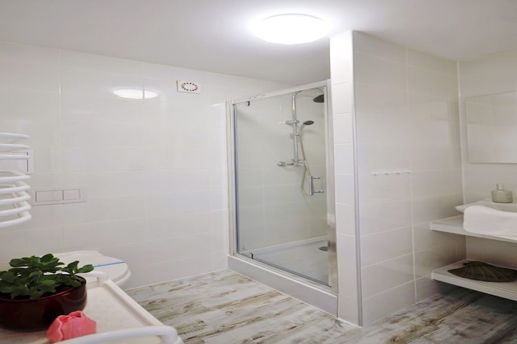 Bath Room