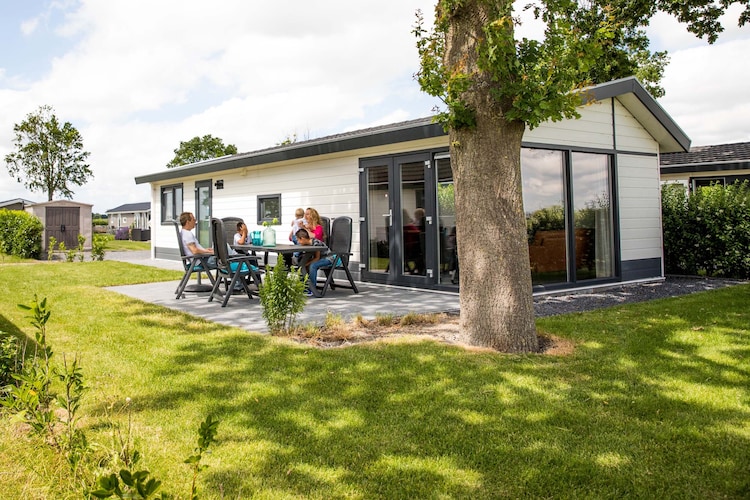 Chalet met Zwembad te huur