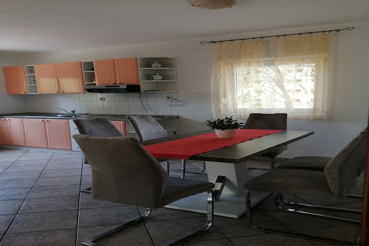 Apartment Marina - Two Bedroom Apartment with Terace