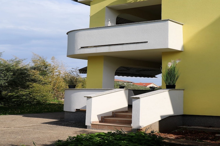 Apartment Marina - Two Bedroom Apartment with Terace-Buitenlucht