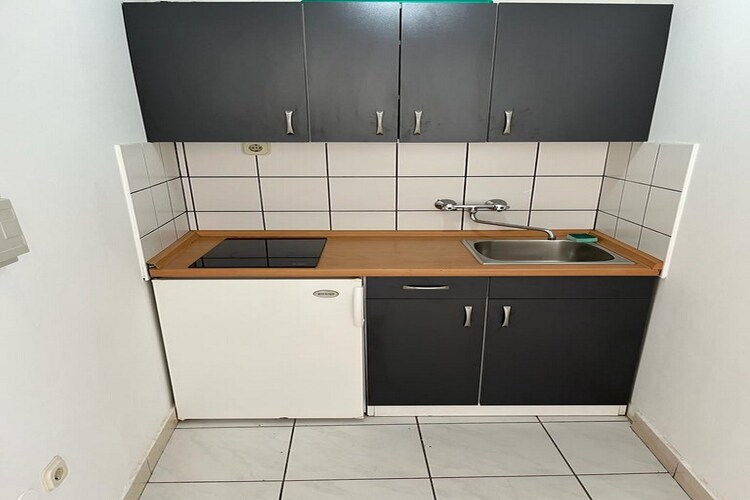 Apartments Leut - One-Bedroom Apartment with Terrace and Sea View