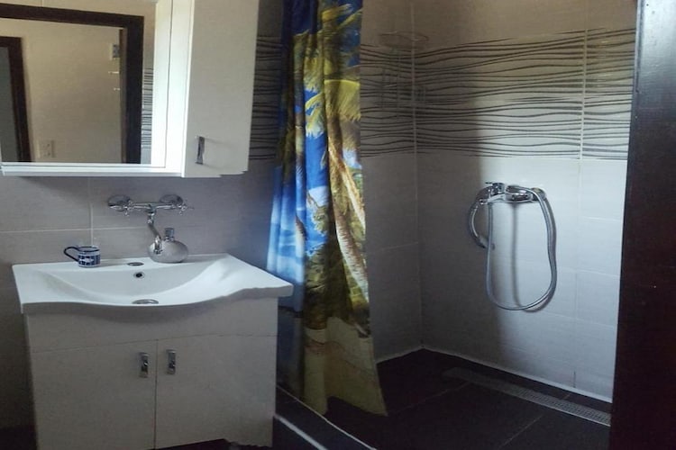 Apartments Katarina -Two Bedroom Apartment with Balcony and Sea View
