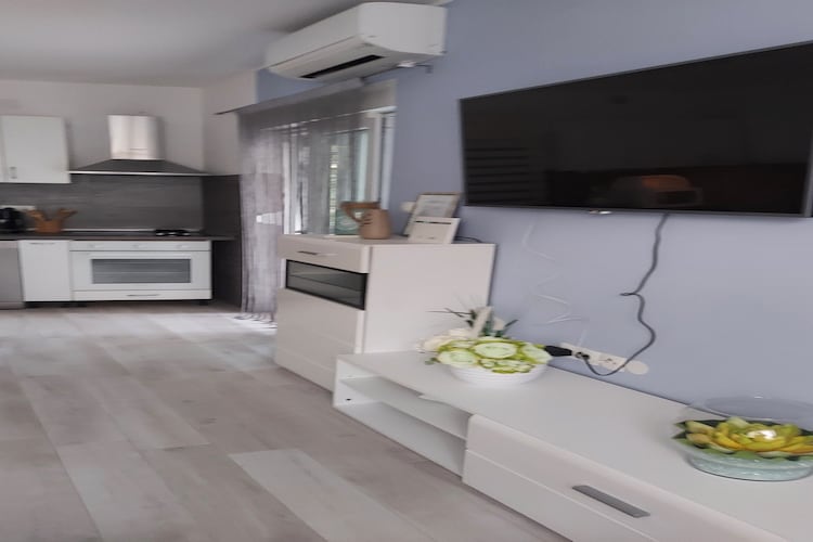 Apartment Villa Louminos - Two Bedroom Apartment with Terrace and Sea View