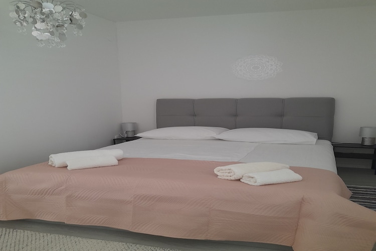   Holiday Home Sea Vision - Four Bedroom Holiday Hom