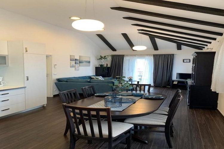 Apartmá 4B Apartments - One Bedroom Apartment with Terrace