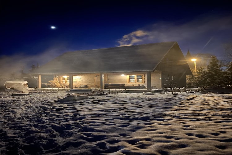 Dom przy drodze Skansen dla 10 osób Bełczna-Exterieur winter