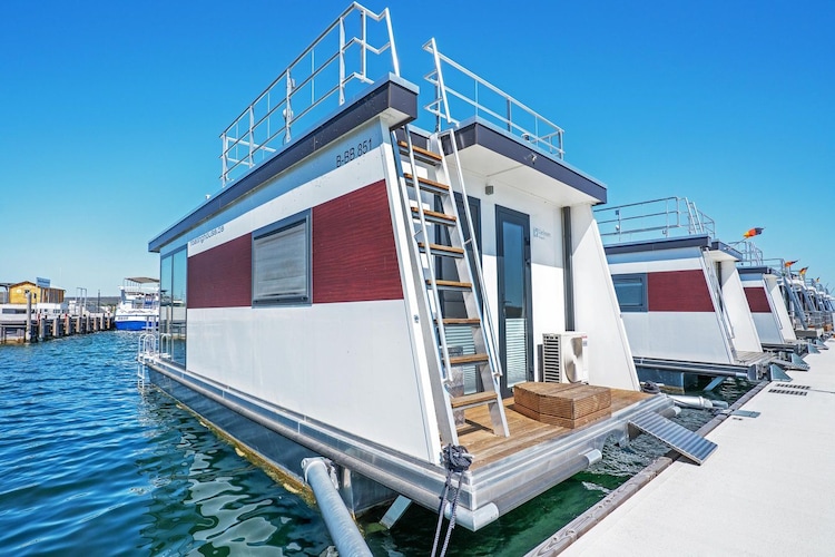 Floating 33 - LP 16  / 4 Personen