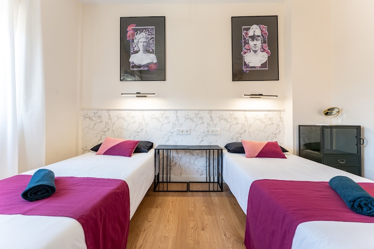 CT 247 -  Faro's Paradise Colors in Torremolinos-Chambre