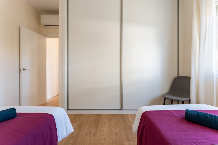 CT 247 -  Faro's Paradise Colors in Torremolinos-Chambre