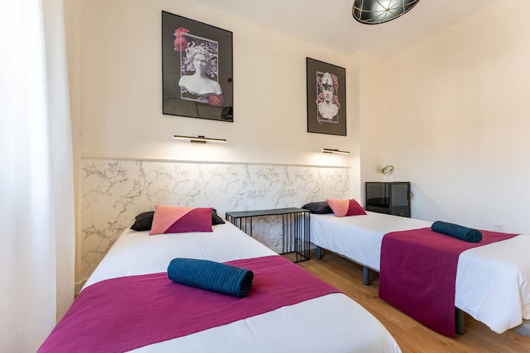 CT 247 -  Faro's Paradise Colors in Torremolinos-Chambre