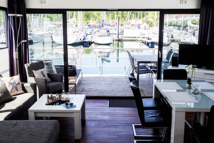   Hausboot Familiy & Friends LP 1 / 1-2 Personen