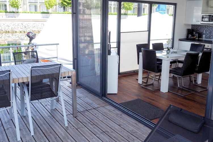   Hausboot Familiy & Friends LP 1 / 1-2 Personen