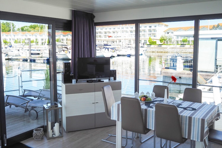   Hausboot Family & Friends LP 4 / 3 Personen
