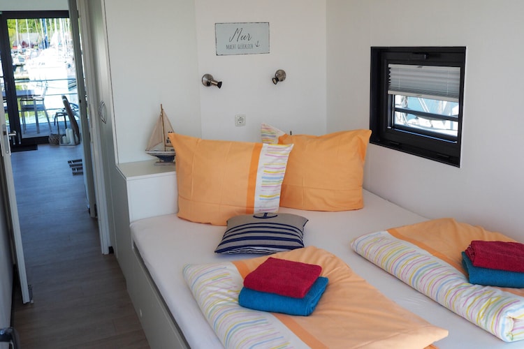   Hausboot Family & Friends LP 4 / 3 Personen